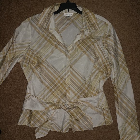 Coldwater Creek: Cream/Gold Silk Blend Tie-Front Button Up Top - Size Large NWOT - Picture 2 of 10
